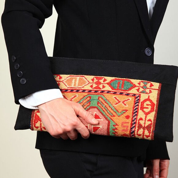 Handwoven Wool Kilim Unisex Tablet & Laptop Sleeve - Picture 4 of 7